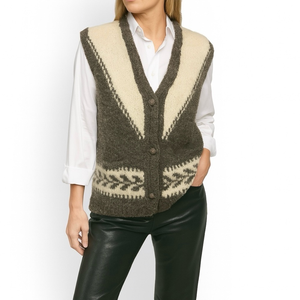 Hand Knit Vest Chevron Old Money Luxury Ski-Cottage-core Grey Cream M/L